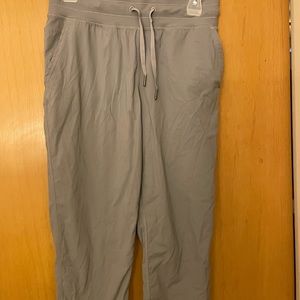 Lululemon dance studio capris